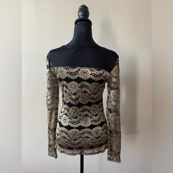 Black/Gold Lace/Mesh Combo top, size med, like new - Picture 4 of 5